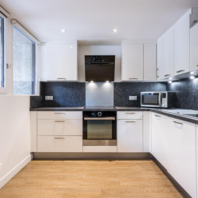 Appartement duplex au centre, ski aux pieds, rénové et spacieux - Appartement 4 Chambres - 10