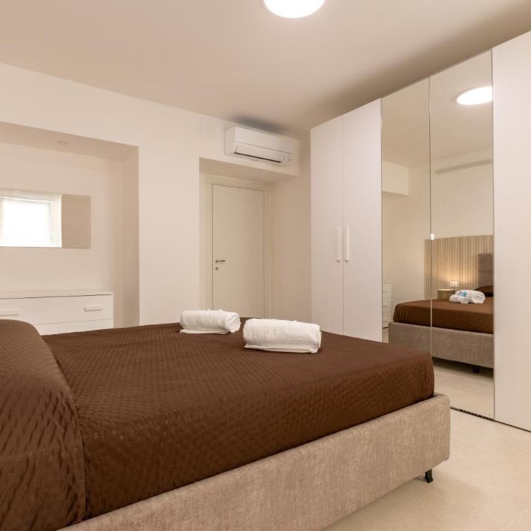 Piazza Mazzini Appartamento Ampio e luminoso vicino al mare - Apartment mit 2 Schlafzimmern mit Balkon und Terrasse - 6