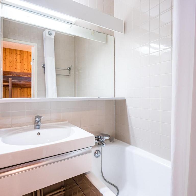 Studio confortable ski aux pieds à Val-d'Isère - FR-1-518-96 - Studio - 12
