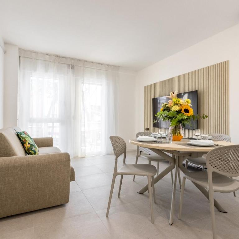 Piazza Mazzini Appartamento Ampio e luminoso vicino al mare - Apartment mit 2 Schlafzimmern mit Balkon und Terrasse - 2