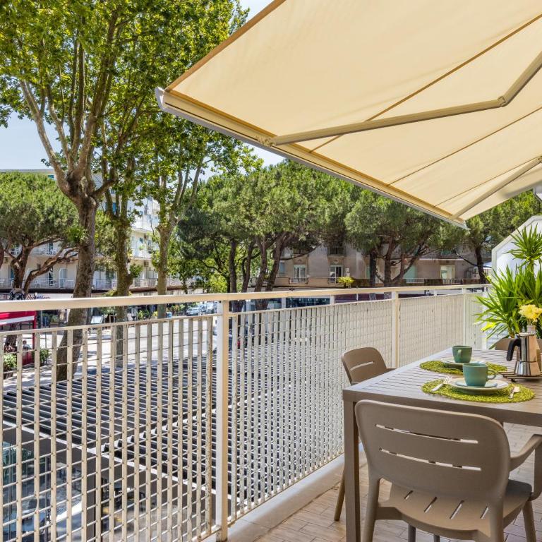 Piazza Mazzini Appartamento Ampio e luminoso vicino al mare - Apartment mit 2 Schlafzimmern mit Balkon und Terrasse - 14