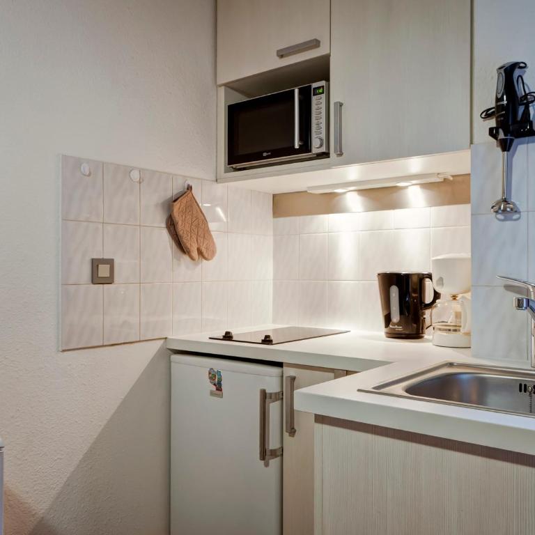 Studio 2* Centre-ville, Animaux admis, Parking, Wi-Fi - Studio - 15