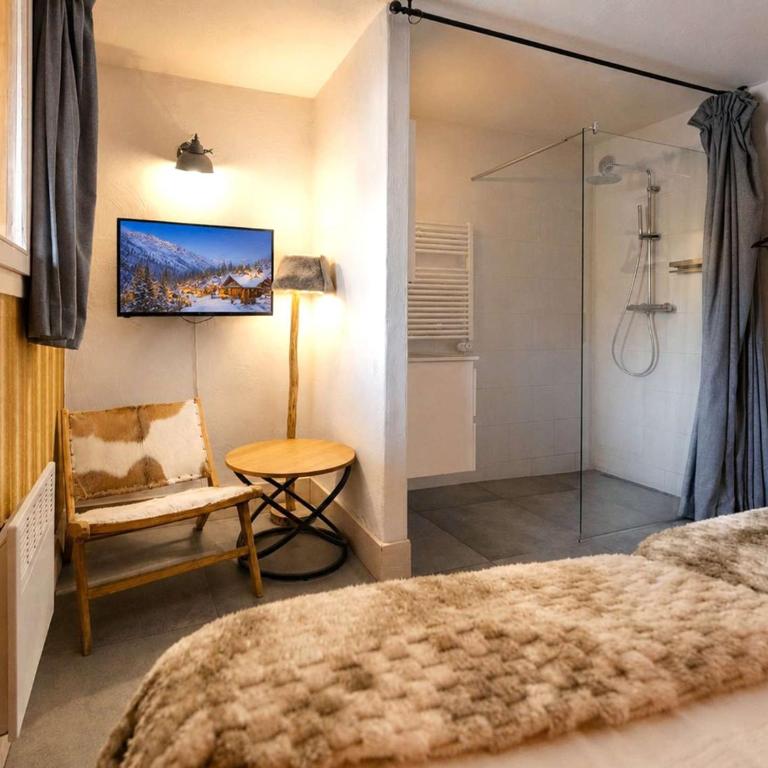 Somptueux chalet 130 m², 11 pers, vue montagnes, cheminée, 5 chambres - FR-1-545-27 - Chalet (11 Adultes) - 12