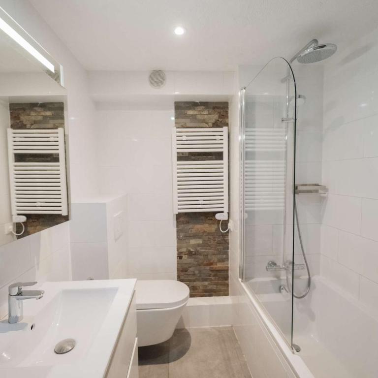 Somptueux chalet 130 m², 11 pers, vue montagnes, cheminée, 5 chambres - FR-1-545-27 - Chalet (11 Adultes) - 18
