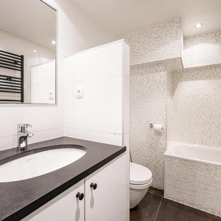 Appartement rénové, ski aux pieds, parking inclus - Appartement 2 Chambres - 21
