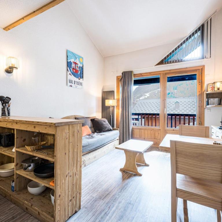 Studio avec mezzanine, balcon, parking proche pistes Val-d'Isère - Studio - 1