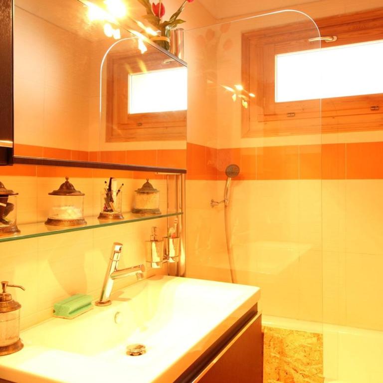 Chalet 8 pers, 3 ch + mezzanine, au pied des pistes, WIFI, PARKING - FR-1-572-33 - Chalet (8 Adultes) - 9