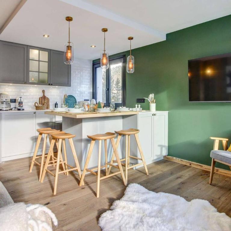Schuss B8 - Two-Bedroom Apartment with Mountain View - 2