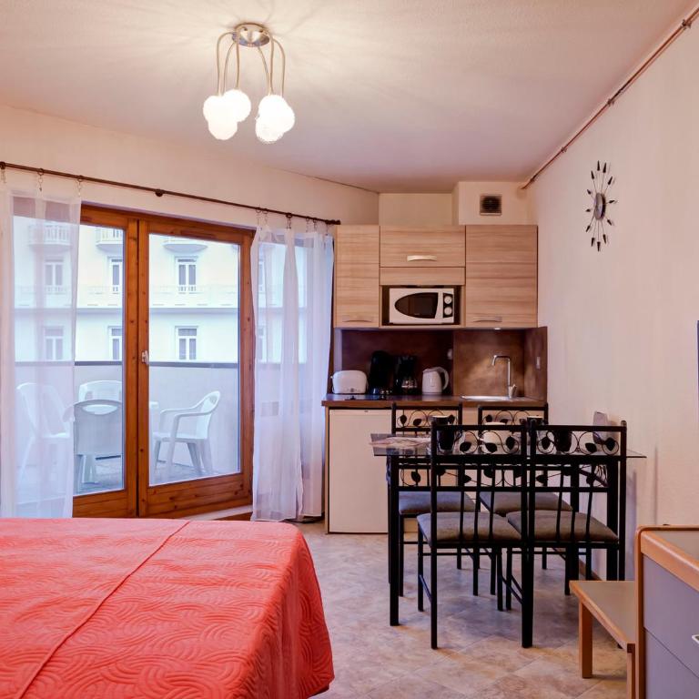 Studio rénové 2* pour 4 pers, Brides-les-Bains, avec Wifi et parking - Studio - 1