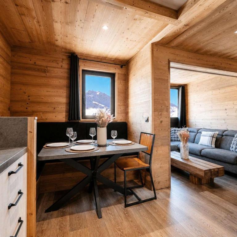 Charmant appartement rénové, cosy, pour 4 pers., exposé sud, skis aux pieds, proche commerces - FR-1-545-43 - Apartment - 1