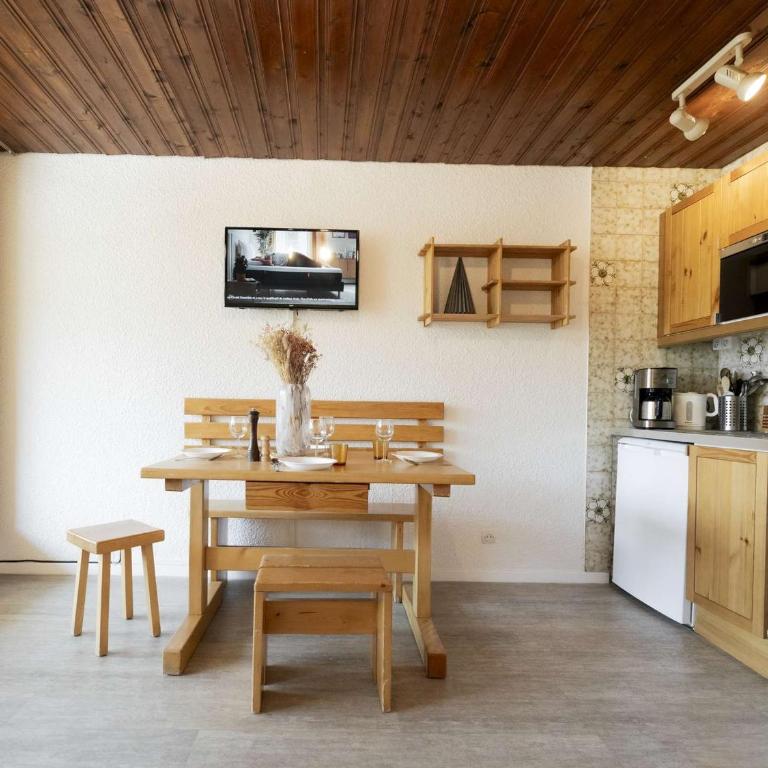 Charmant appart 4 pers. 31m² au cœur de la montagne, avec véranda panoramique et équipements inclus - Apartment mit 1 Schlafzimmer - 2