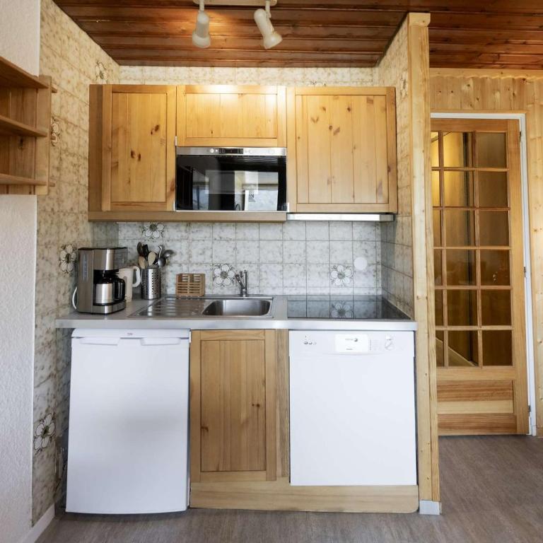 Charmant appart 4 pers. 31m² au cœur de la montagne, avec véranda panoramique et équipements inclus - Apartment mit 1 Schlafzimmer - 6