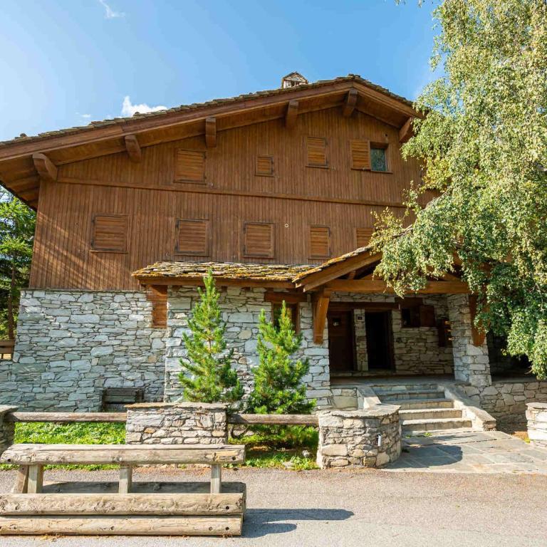 Appartement de standing avec terrasse plein sud, centre Val d'Isère, proche pistes, 8 personnes - Appartement 4 Chambres - 19