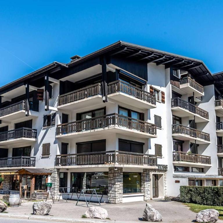 SCHUSS D4 - Three-Bedroom Apartment - 16