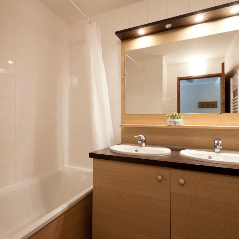 Spacieux appartement 8 pers avec balcon et WIFI - Appartement 2 Chambres - 11