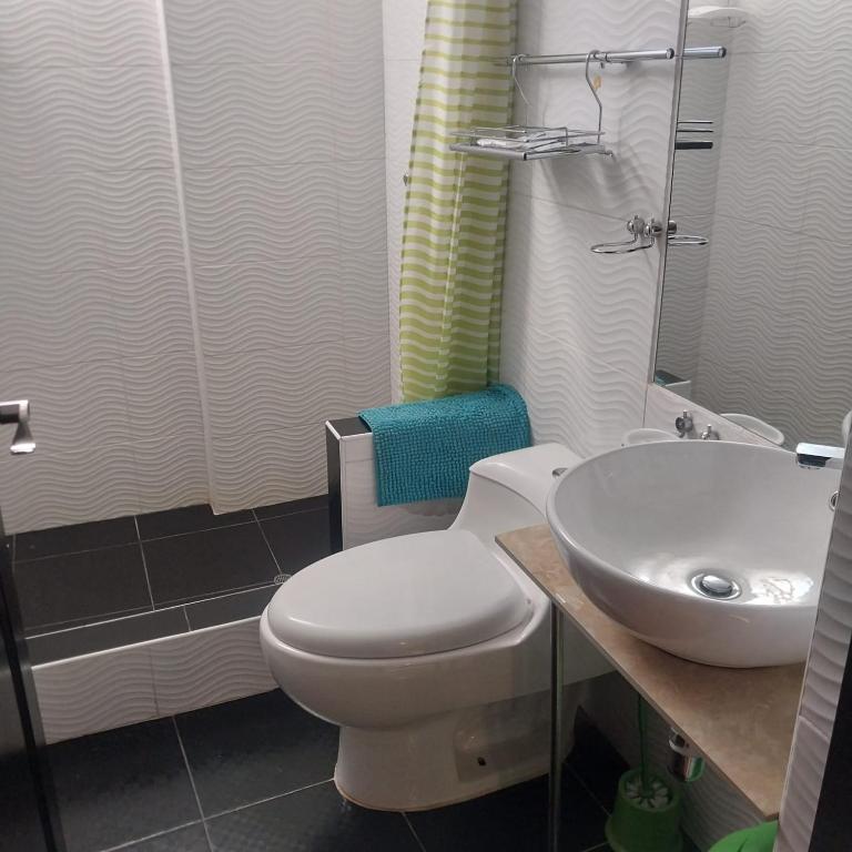 HOTEL KILLA ecologic - Habitación Cuádruple con baño privado - 3