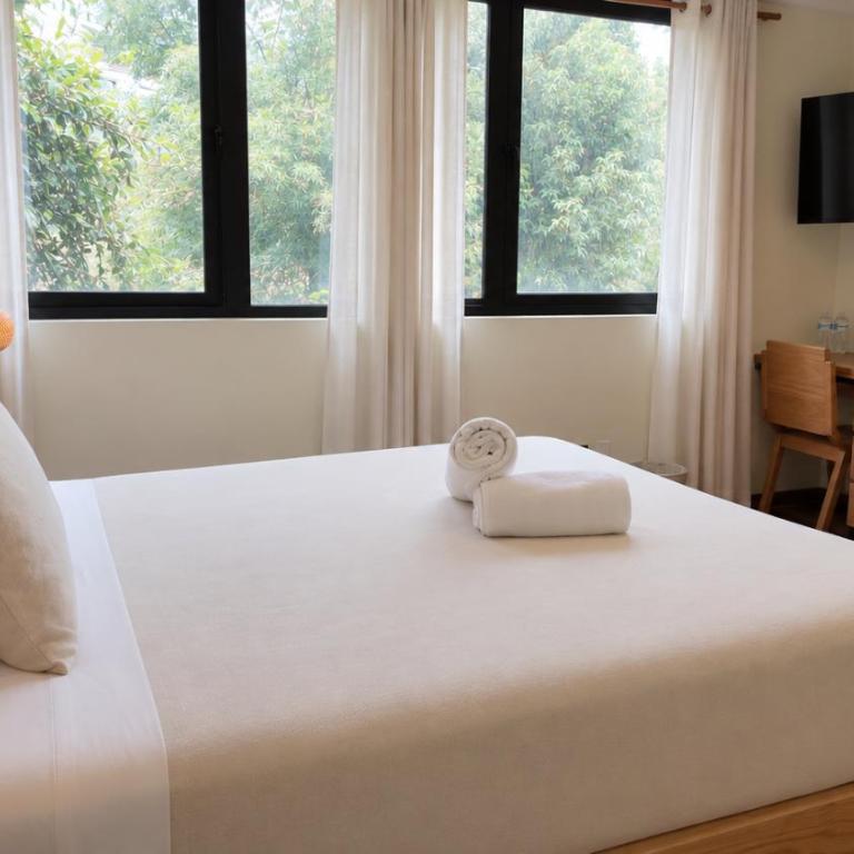 Terraza & Loft San Ángel - Habitación con cama grande y vistas al jardín - 1