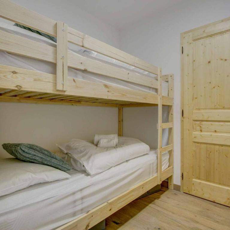 Jolie Ferme 101 - Penthouse Apartment - 13