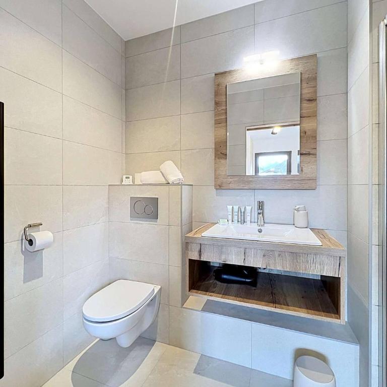 Dents Blanches B202 - Appartement 3 Chambres - 5