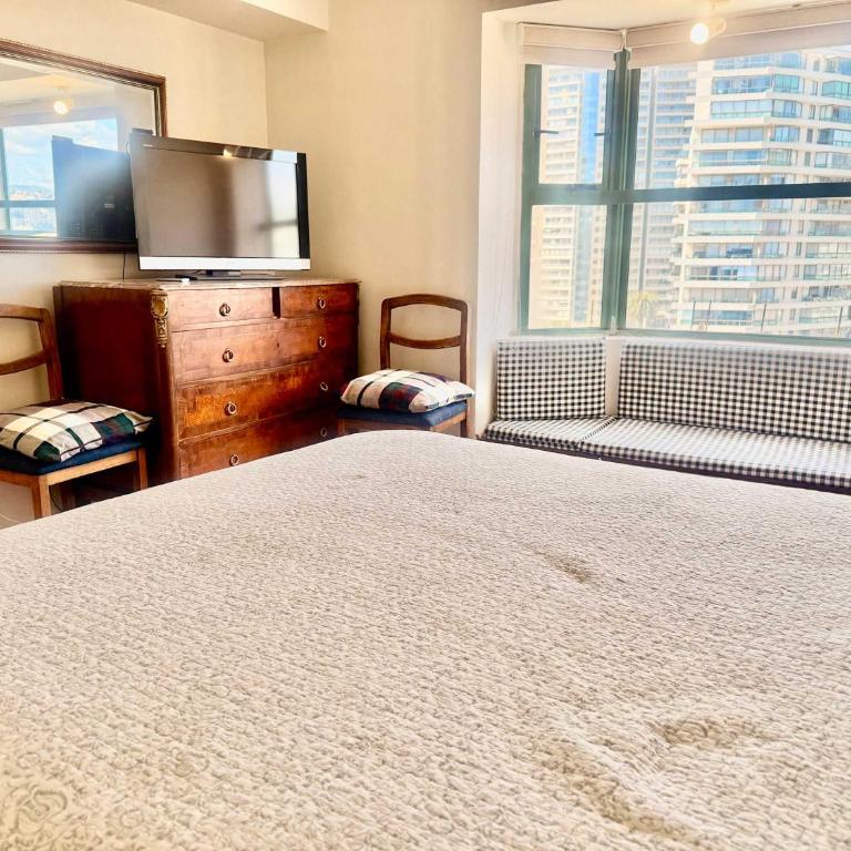 Spacious beachfront and steps from the mall - Apartamento - 10