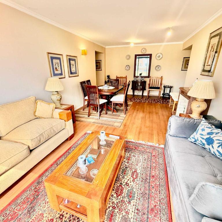Spacious beachfront and steps from the mall - Apartamento - 25