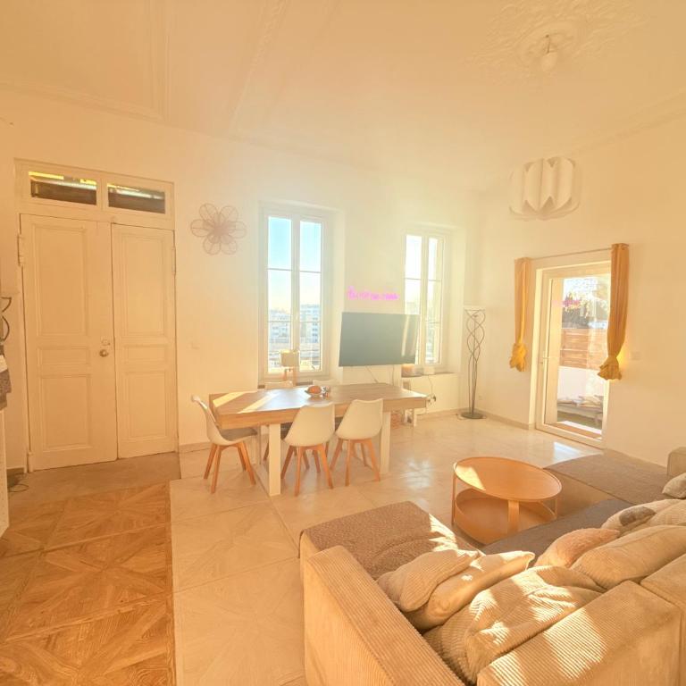 Maison Mer, Campagne et ville Calme au soleil avec jacuzzi - Ferienhaus mit 4 Zimmern - 13