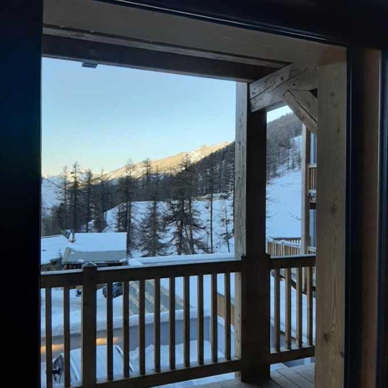 10 couchages, 80m2 de confort et les pistes a 2 pas bienvenue à Varsea - Appartement 3 Chambres - 38