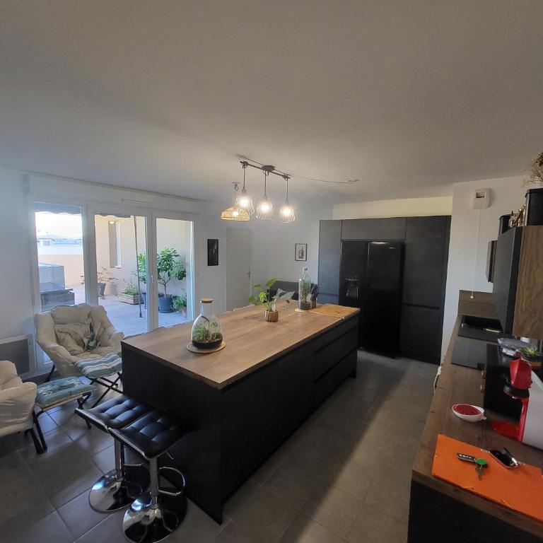 Bright cozy space Fully equipped 4 to 6 guests - Apartment mit 2 Schlafzimmern und Gartenblick - 2