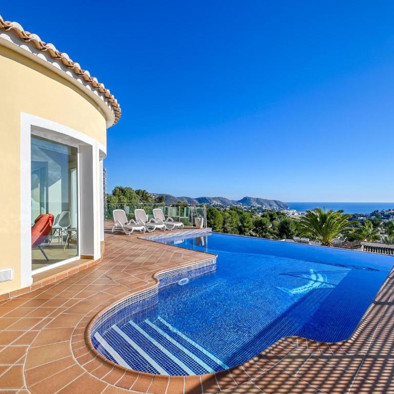 Unique villa in Moraira with infinity pool - Villa de 3 dormitorios - 14