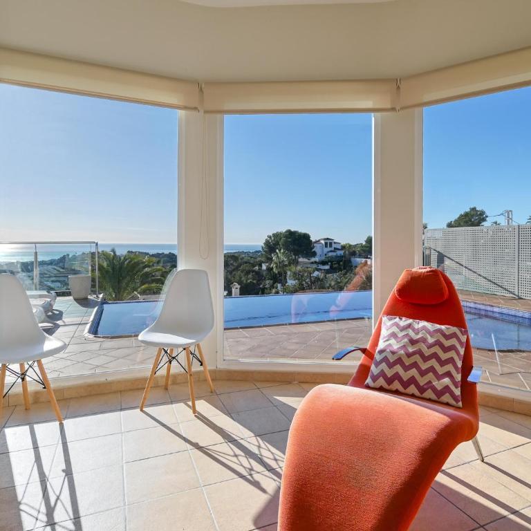 Unique villa in Moraira with infinity pool - Villa de 3 dormitorios - 19