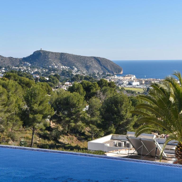 Unique villa in Moraira with infinity pool - Villa de 3 dormitorios - 39