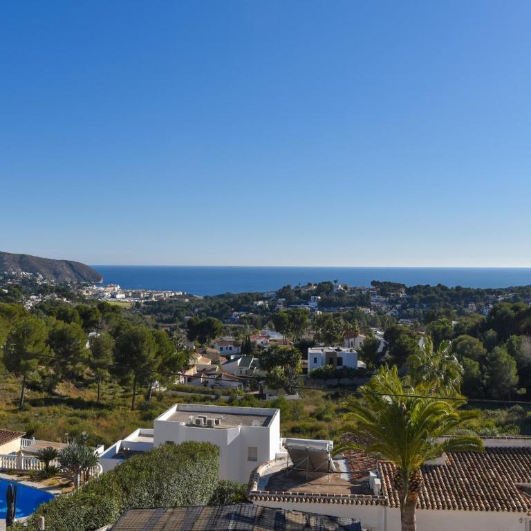 Unique villa in Moraira with infinity pool - Villa de 3 dormitorios - 41