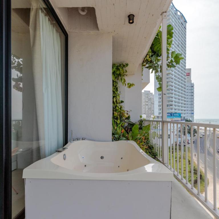 Bondo Hometel - Apartamento con balcón - 36