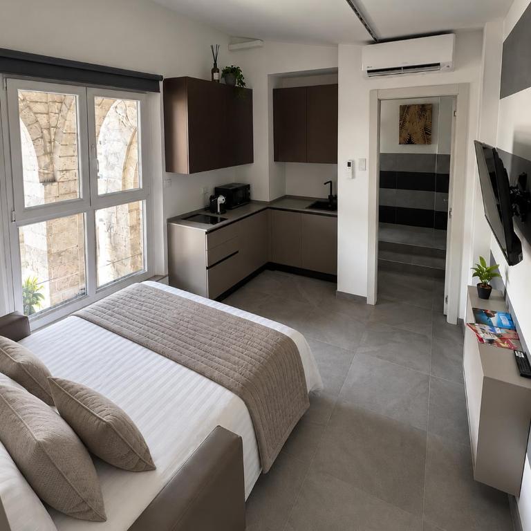 Suite degli Archi - Luxury Suites fronte Acquario Porto Antico - Monolocale Queen - 3