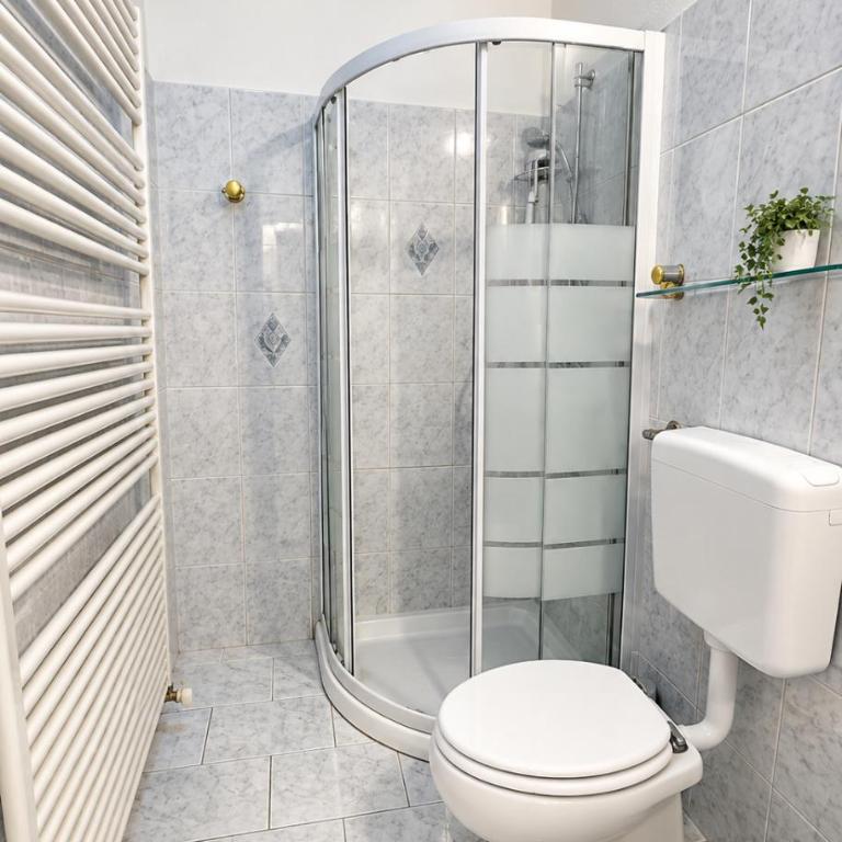 Turati 36 B&B - Appartamento con 1 Camera da Letto - 2
