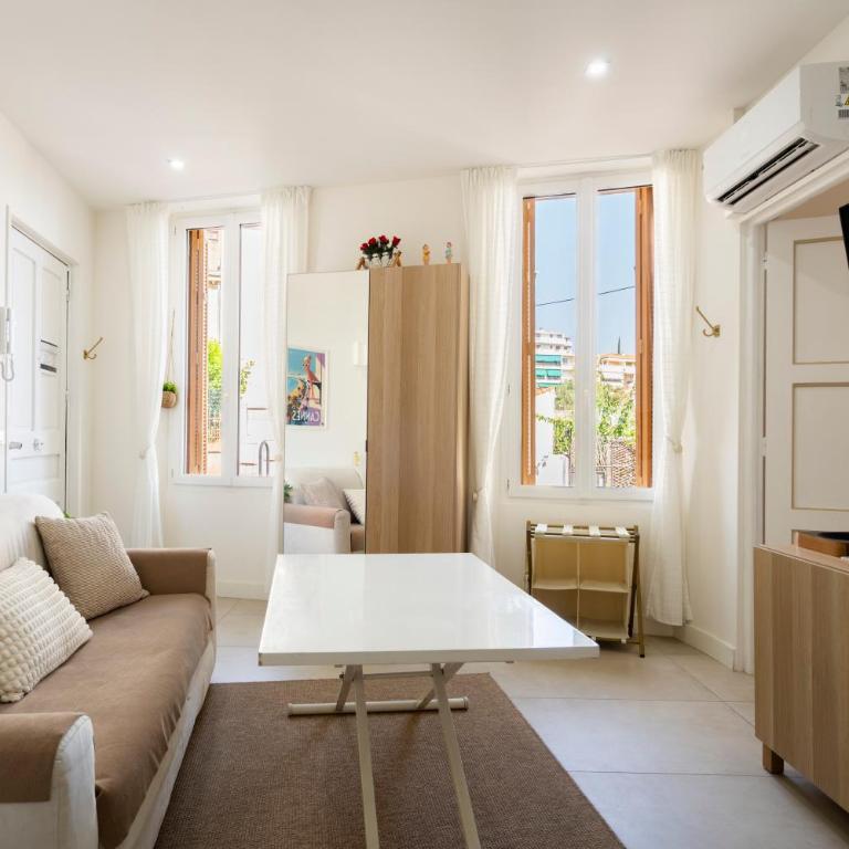 Le Mistral, appartement central et élégant - Appartement 2 Chambres - 1