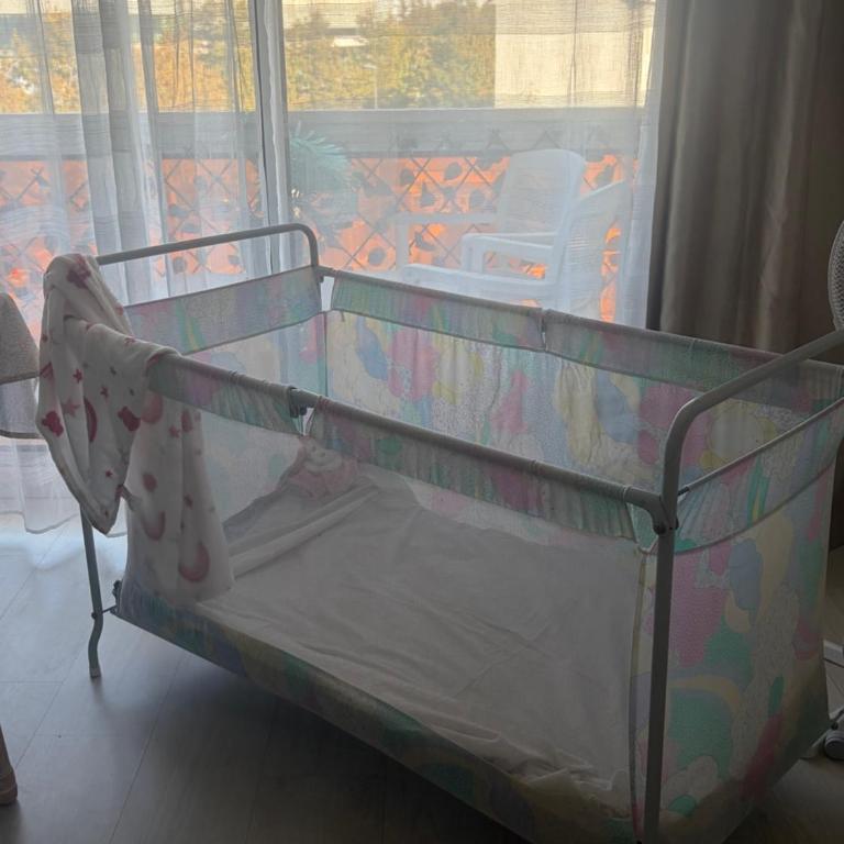 Bel appartement climatisé et spacieux de 100m2 au 3e étage avec ascenseur -A 5mn à pied du parc des expositions congrès de Dijon et ENG et 10mn du centre ville place Parking devant l'immeuble - Appartement 3 Chambres - 43