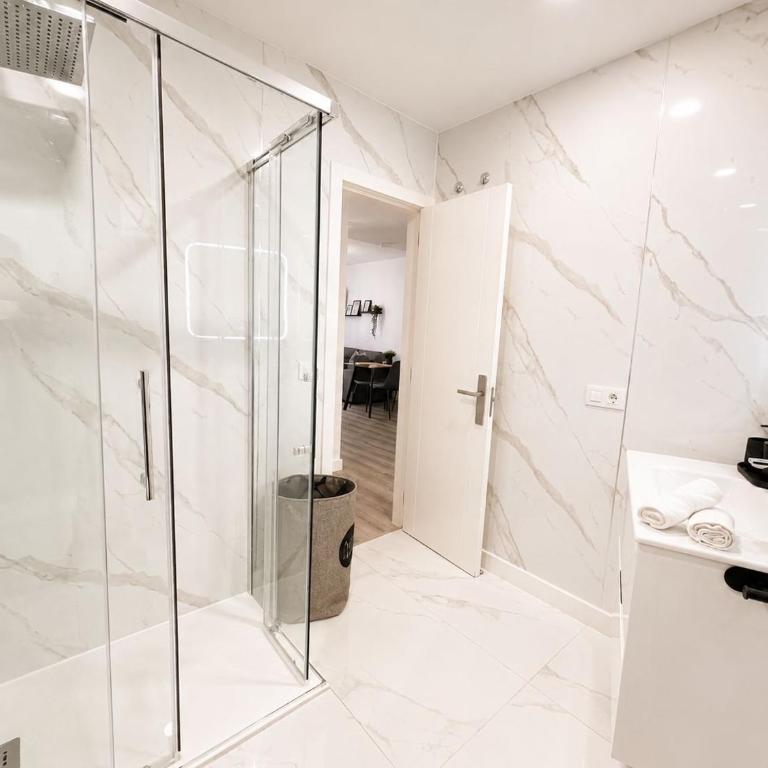 Suite Poseidon - One-Bedroom Apartment - 35