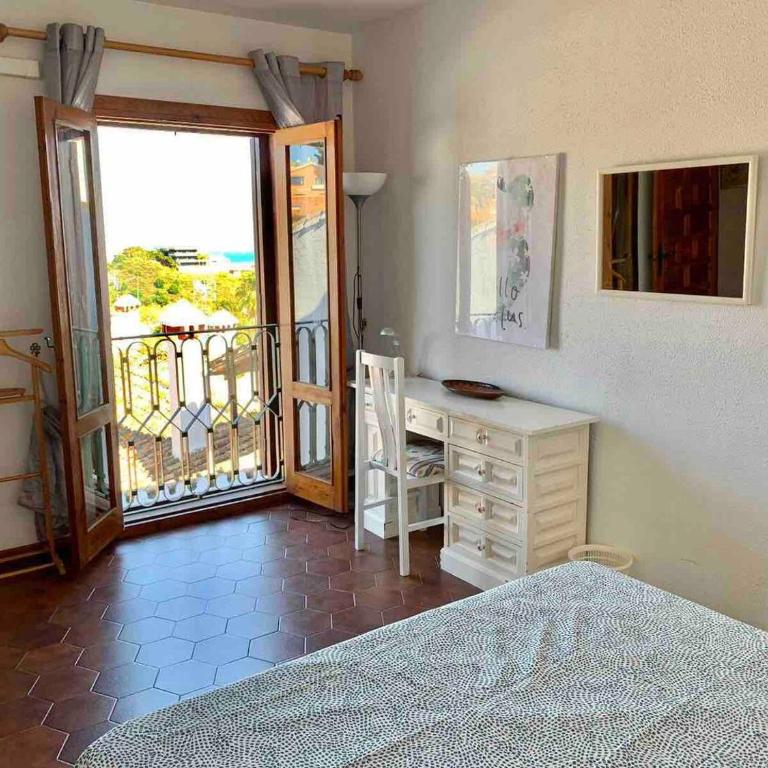Fantastic 3-bedroom Home & Terrace close to Beach - Apartment mit 3 Schlafzimmern und Meerblick - 18