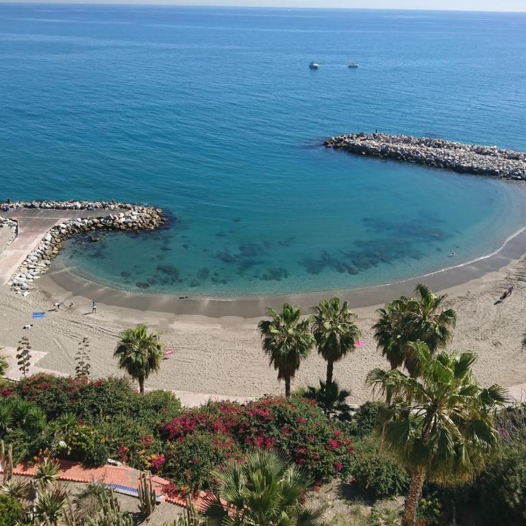 Fantastic 3-bedroom Home & Terrace close to Beach - Apartment mit 3 Schlafzimmern und Meerblick - 19