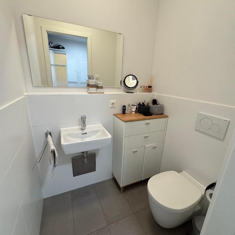 2BR Munich Apartment, Direct Train to Oktoberfest - Appartamento con 2 Camere da Letto - 13