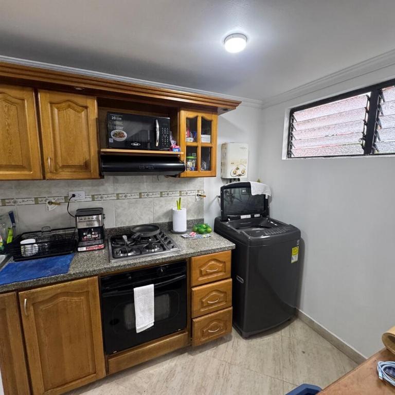 Cómodo apartamento 2do piso a pasos del estadio - Apartamento de 1 dormitorio - 22