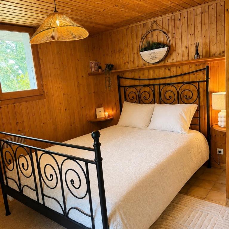 Chambre privée indépendante au cœur du Chablais - Chambre Double avec Salle de Bains Privative - 1