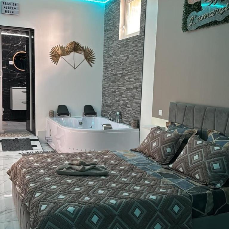 Suites&Spa 2 Suites 2 Jacuzzi 1 Sauna by L Amaryllis - Appartement 2 Chambres - 7