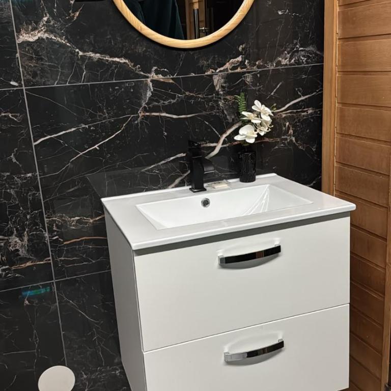Suites&Spa 2 Suites 2 Jacuzzi 1 Sauna by L Amaryllis - Appartement 2 Chambres - 15