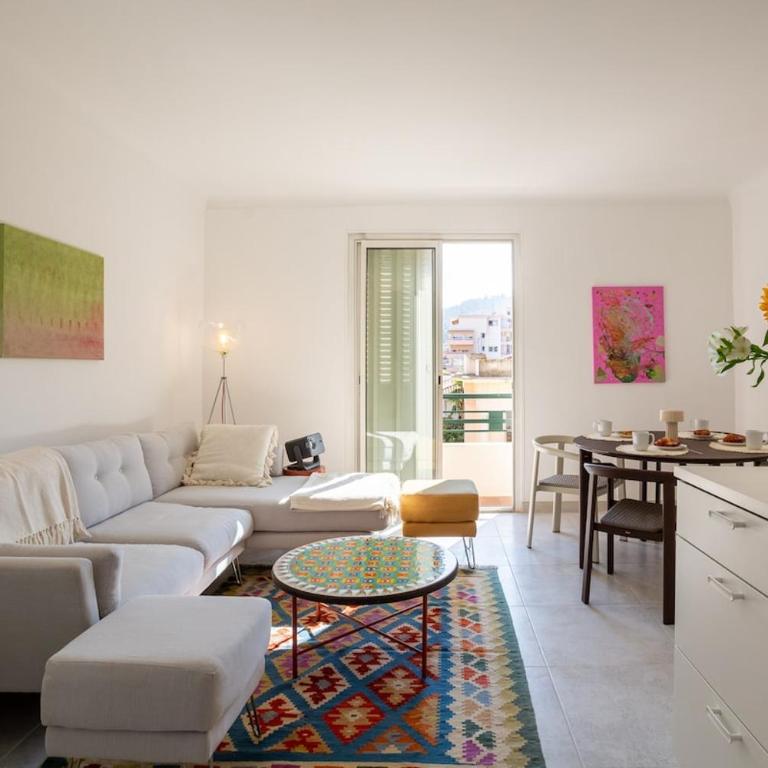 Beach 5 min walk, bright, air conditioning, cinema - Appartement 2 Chambres - 1