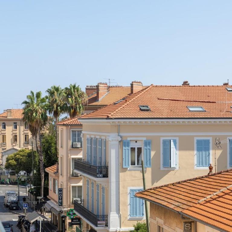 Beach 5 min walk, bright, air conditioning, cinema - Appartement 2 Chambres - 5