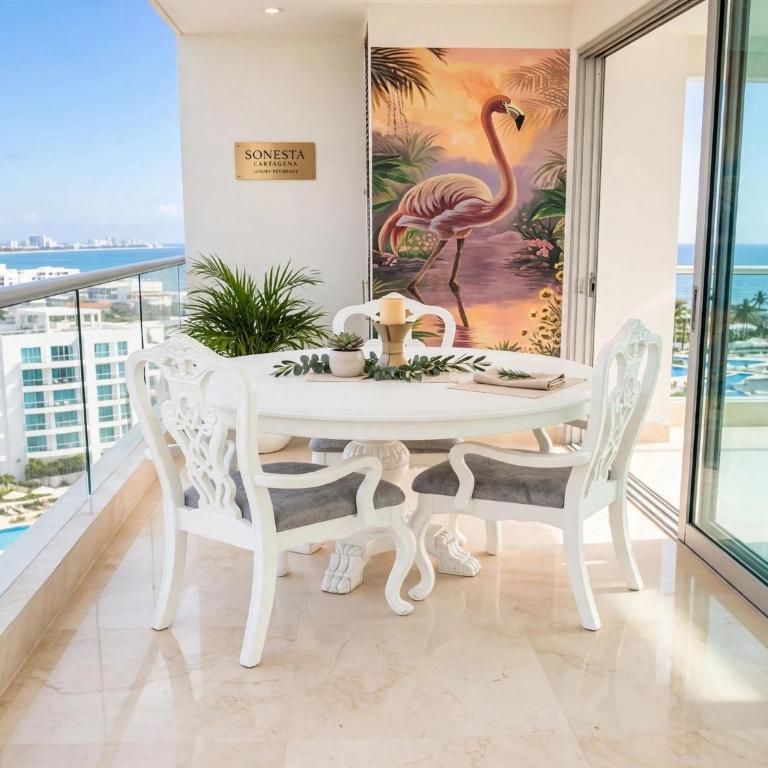 Luxurious 3-Bedroom Apartment with Shared Pool in Bolvar - Apartment - 14