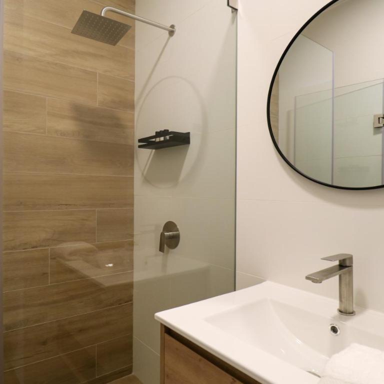 Paraud by Wynwood House - Two-Bedroom Apartment with Balcony - 30