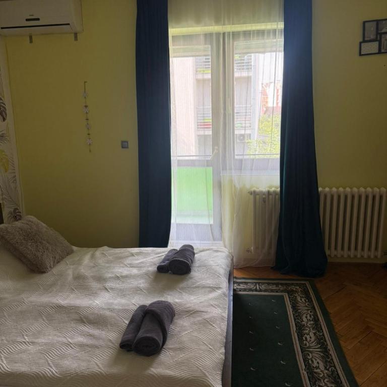 Happy Place - One-Bedroom Apartment - 5